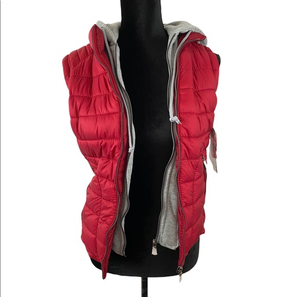 YMI Junior Hooded Puffer Vest NWT - Picture 5 of 12